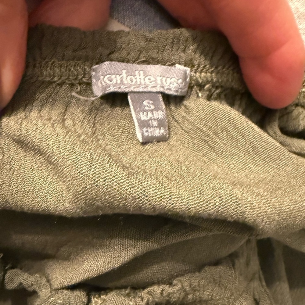 Charlotte Russe army green Boho top elastic at neck cuffs & waist Womens size SM - Picture 7 of 9